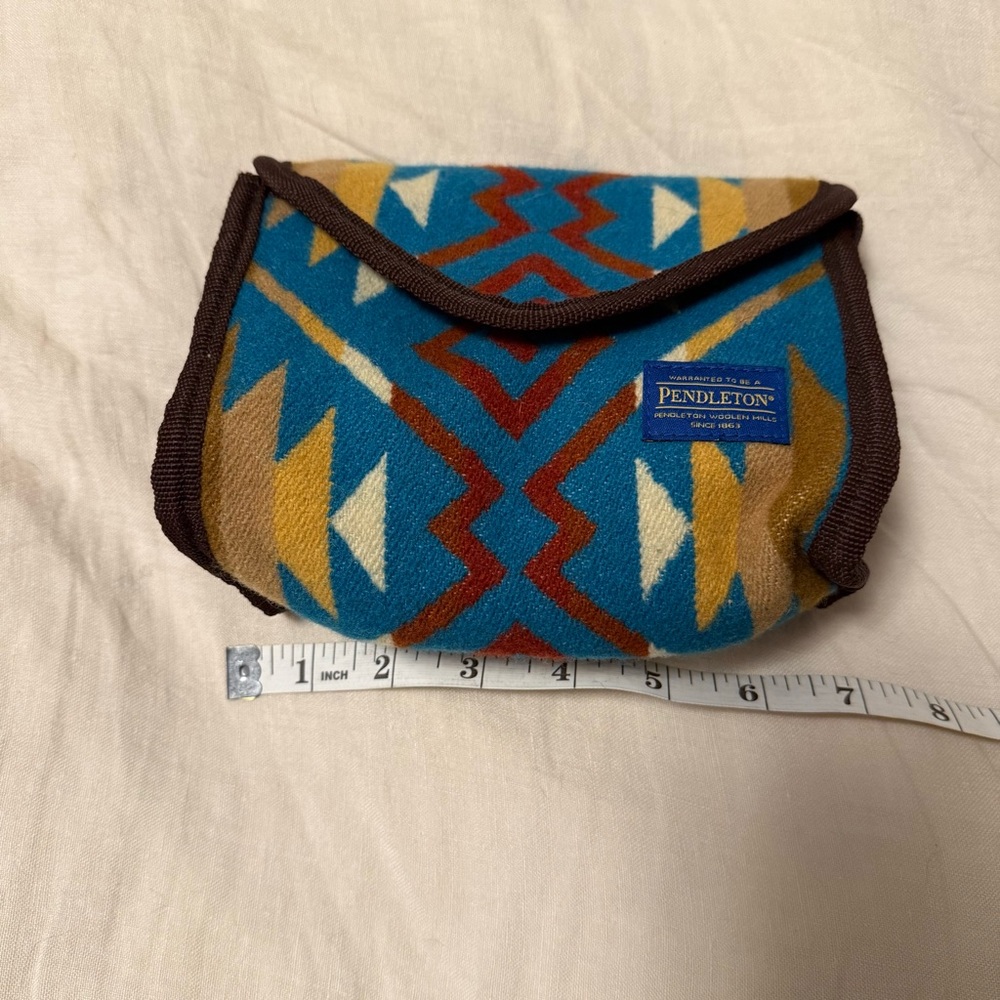 Pendleton - Small Wool Pouch - Picture 4 of 9